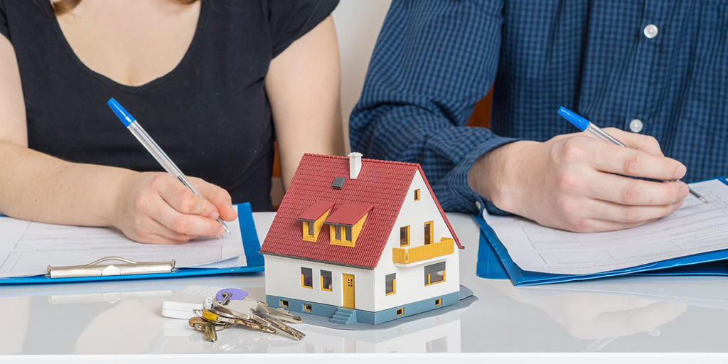 Сделки с недвижимостью между родственниками: что нужно знать